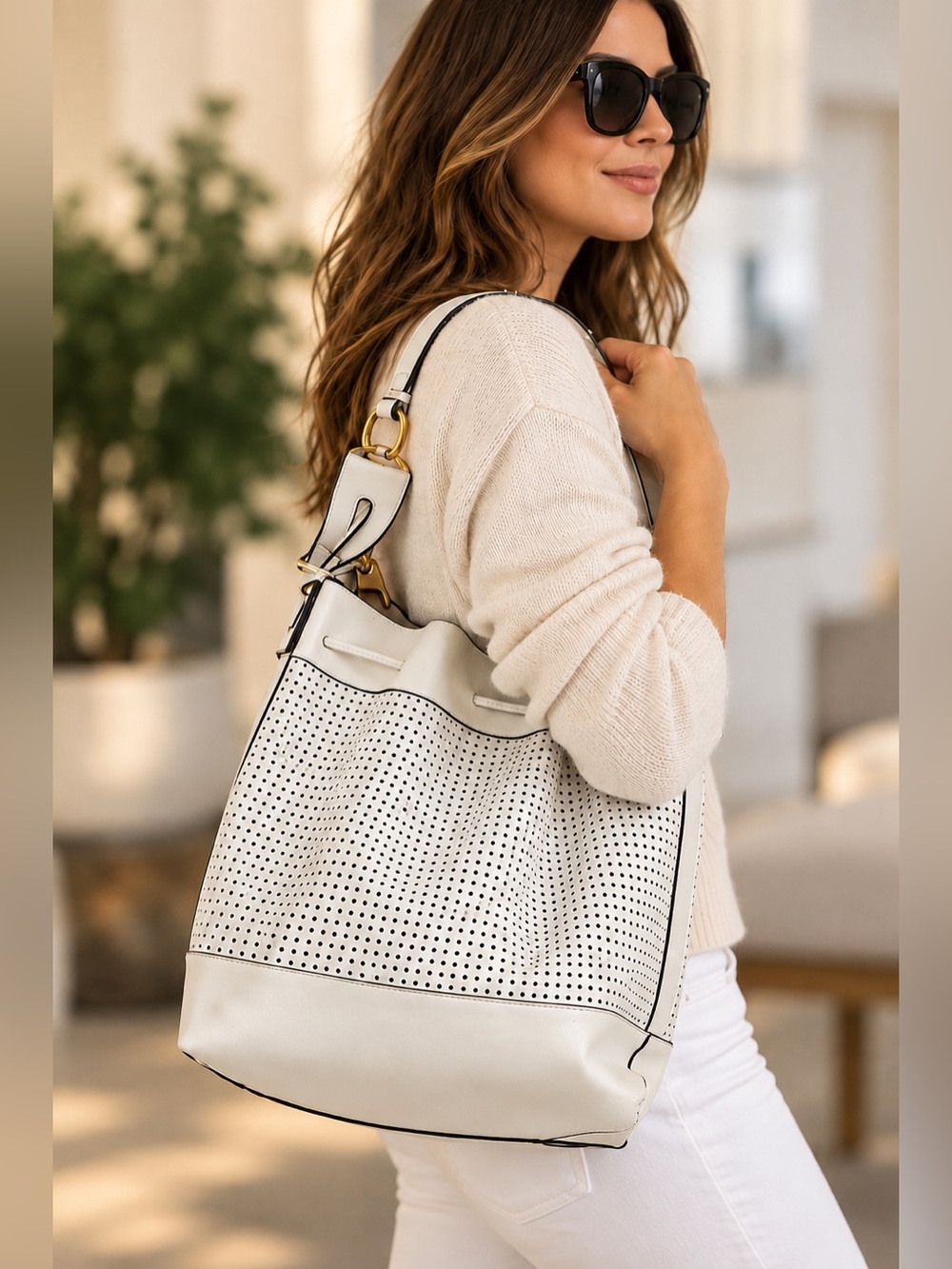 Vince Camino Genuine White Leather Vintage Hobo Beach Bag & Cosmetic Bag Combo